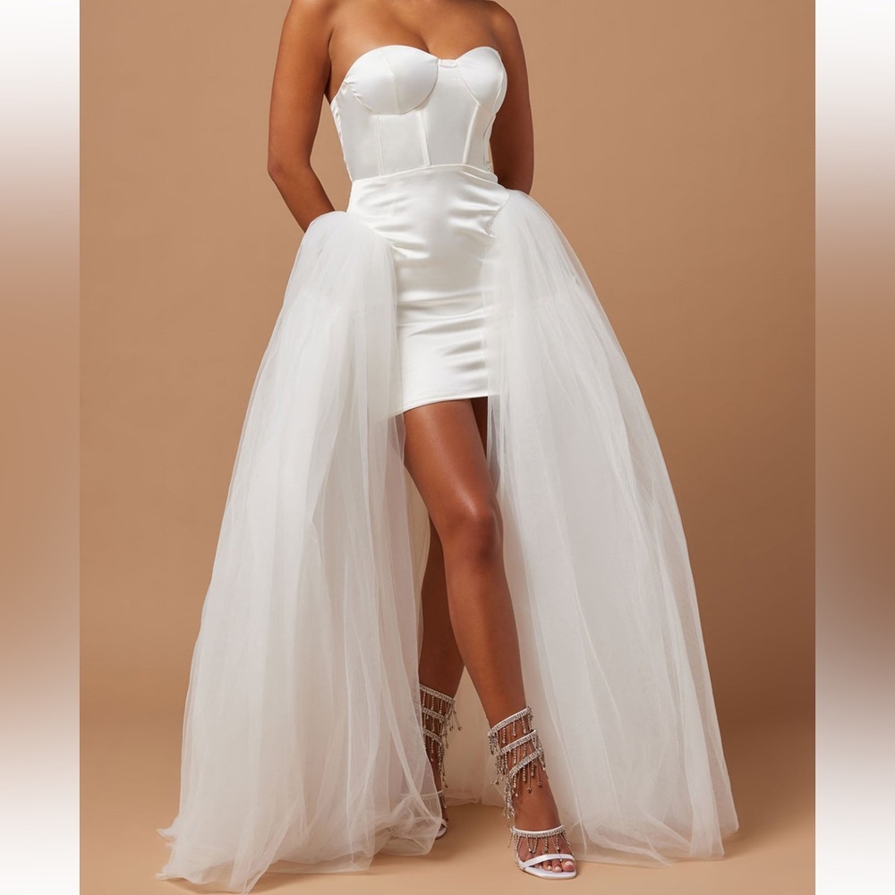 Fashion Nova Zoee Corset Tulle Gown